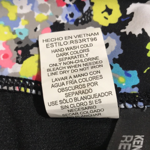 Kenneth Cole Reaction swim bottom size S NWT - Picture 6 of 6